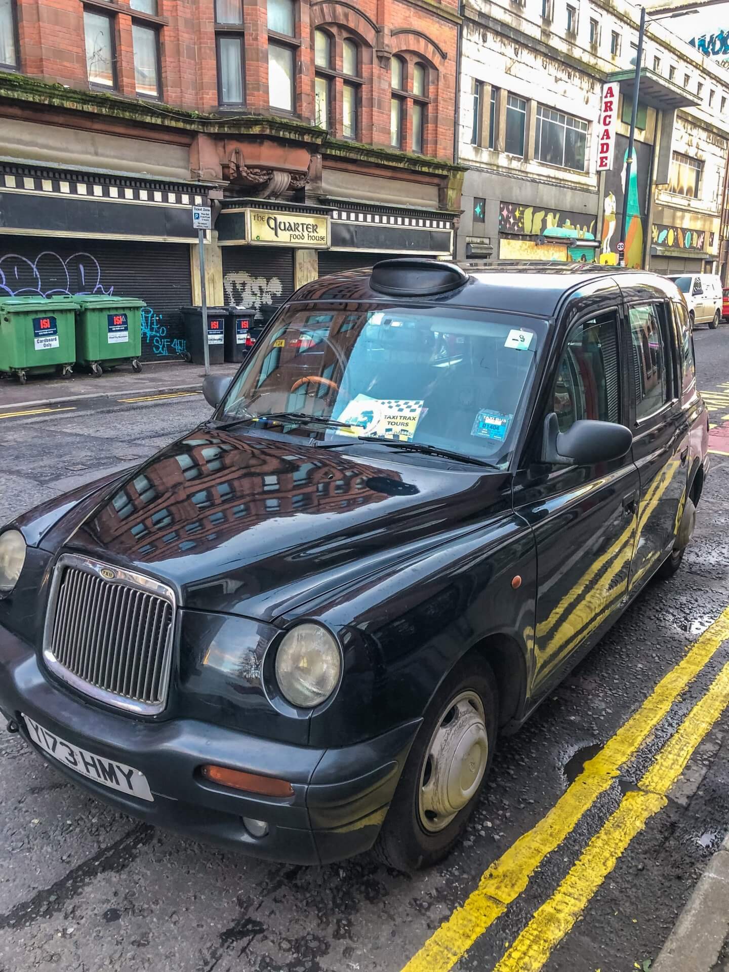 Black Cab Tour in Belfast