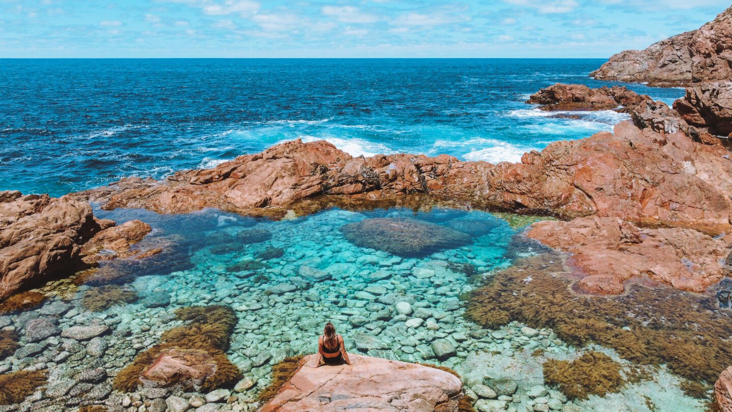 Whalers Way crystal Clear rock pool in Port Lincoln