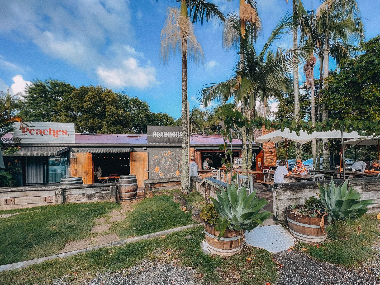 The exterior and entrance to Roadhouse cafe and restaurant in Byron Bay
