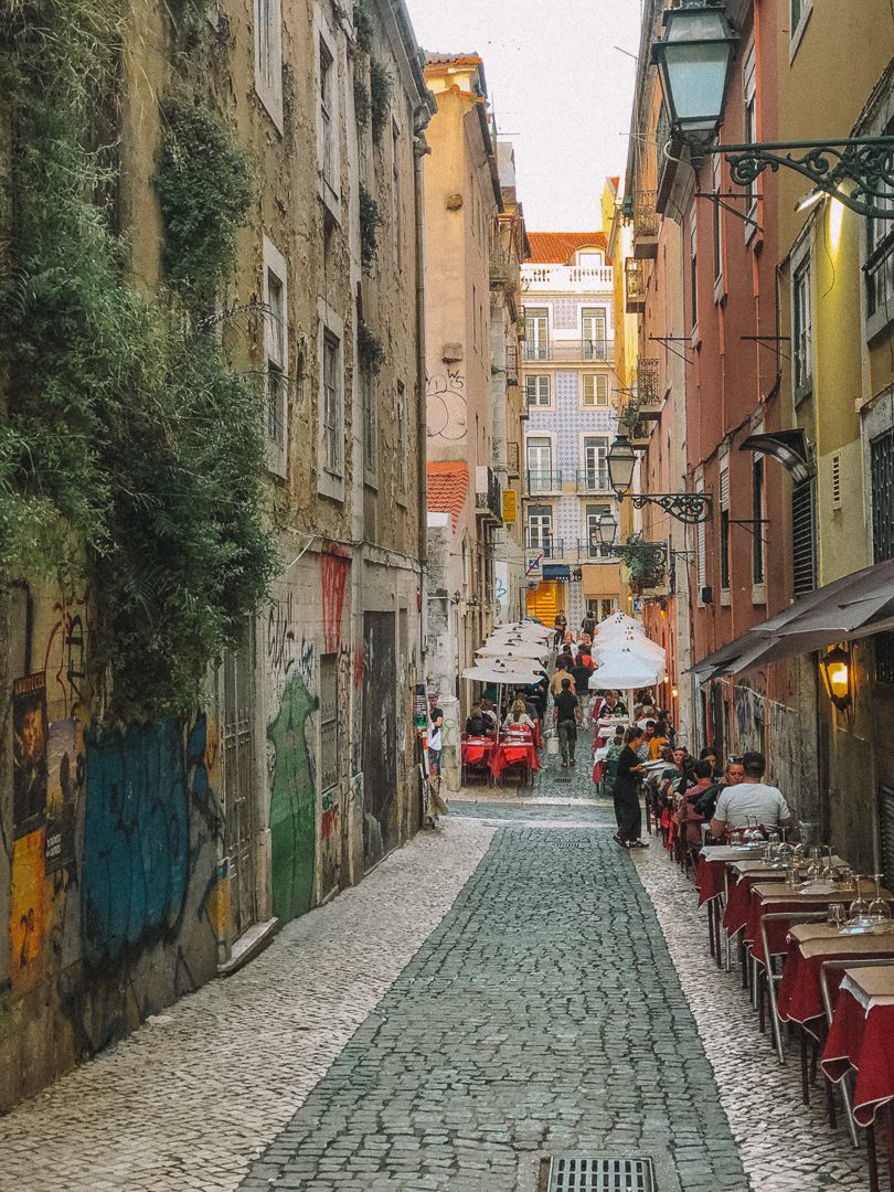 3 Days in Lisbon Itinerary - Charming streets of Alfama