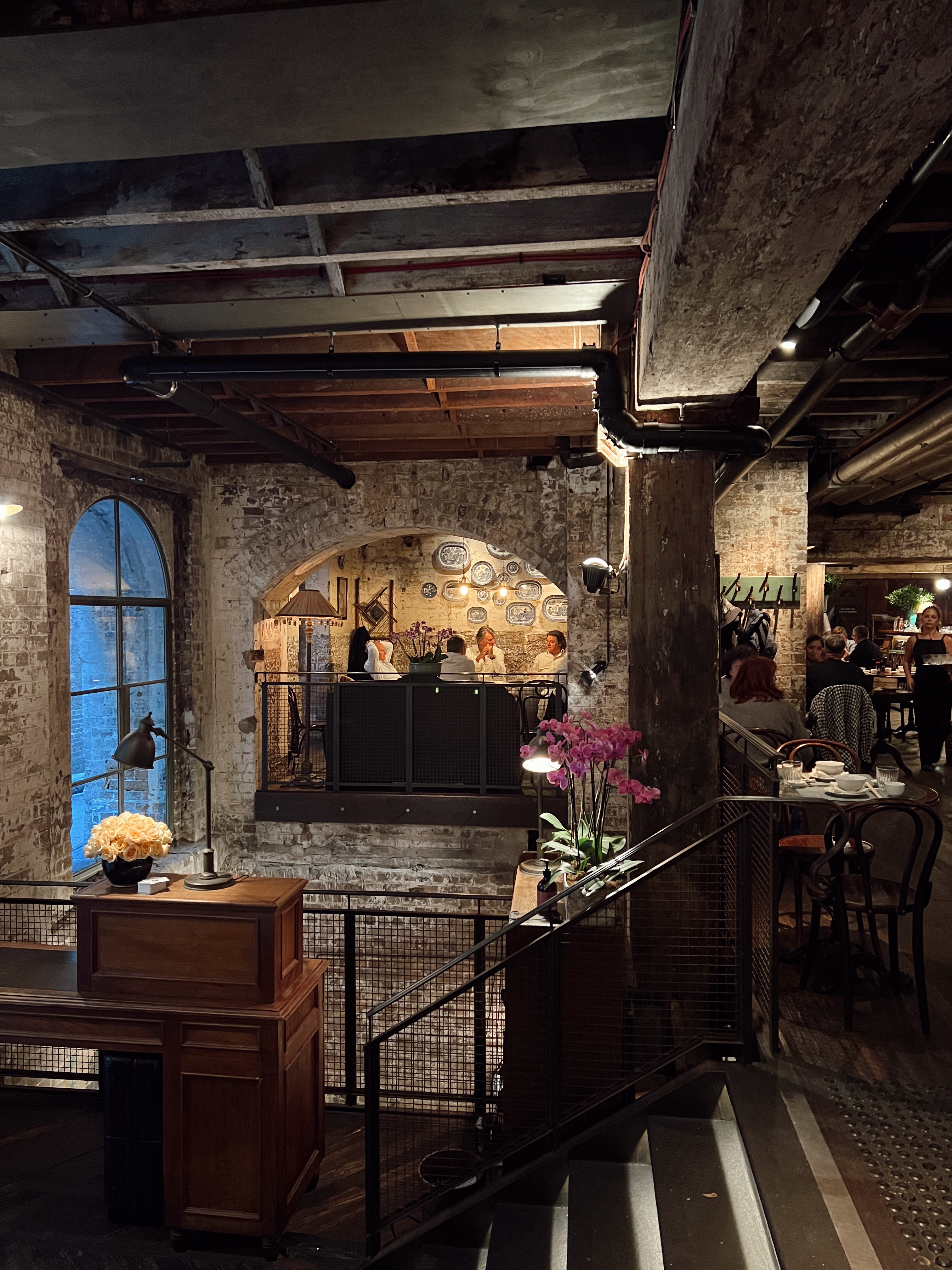 Mr. Wong’s restaurant dinner recommendation for 24 hours in Sydney